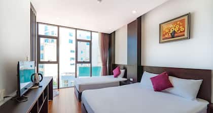 Ivy Hotel - Halong