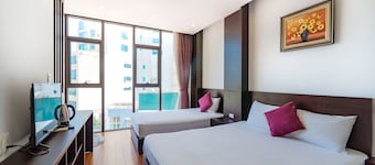 Ivy Hotel - Halong