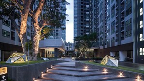 Apartment, 1 Bedroom, Accessible, Smoking | Exterior - Excellent Location - Condo Infinity Pool Pattaya (Pattaya)