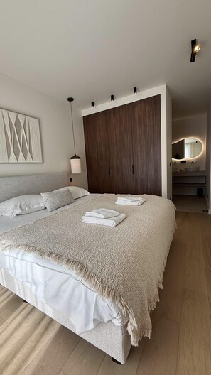 2 soverom, strykejern/-brett, wi-fi og sengetøy