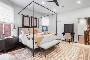 2 bedrooms, iron/ironing board, travel cot, WiFi