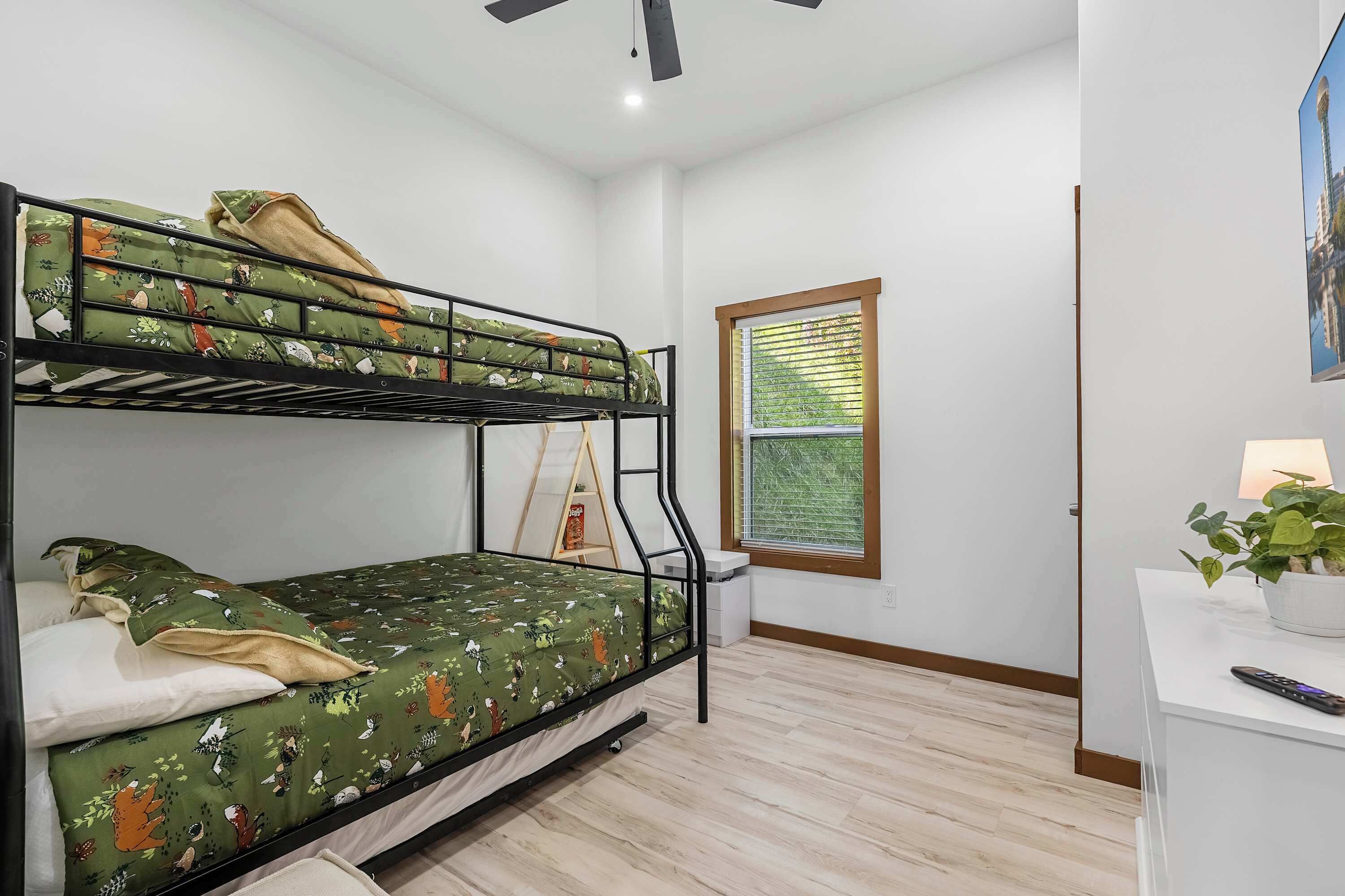 4 soverom, strykejern/-brett, reiseseng for barn og wi-fi