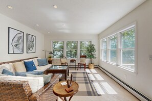 TV, DVD player, books, video library - Tranquil lakefront cottage with a private dock, deck, grill, and WiFi (Mount Desert)