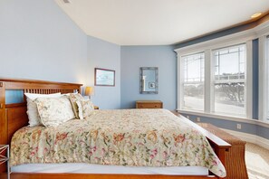 8 室のベッドルーム、アイロン / アイロン台、インターネット、ベッドシーツ