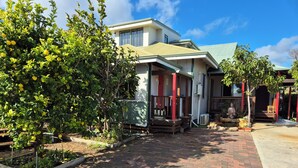 A residential property with a carpark labeled 'Unit 2 Carpark'. - Bunbury's Most Convenient Location (Carey Park)