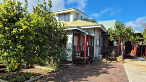 A residential property with a carpark labeled 'Unit 2 Carpark'. - Bunbury's Most Convenient Location (Carey Park)