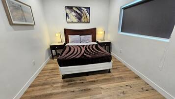 5 bedrooms, iron/ironing board, free WiFi, bed sheets