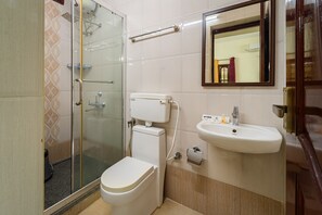 Dusche, Regendusche, Handtücher, Seife