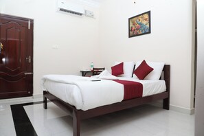 Standaard kamer | Luxe beddengoed, een bureau, extra bedden (toeslag), gratis wifi