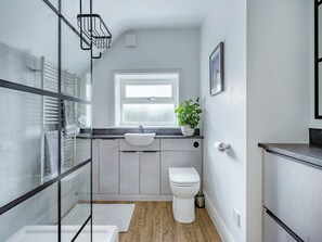 Unclassified image, 3 of 18, button