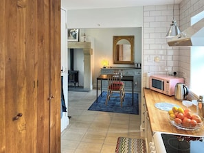 Private kitchen - 1 bedroom accommodation in Woodhouses, near Bishop Auckland (Woodhouses, near Bishop Auckland)