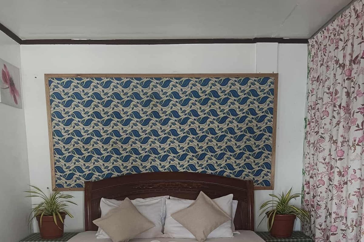 Deluxe Villa, Balcony, Beach View | Desk, laptop workspace, blackout drapes, soundproofing