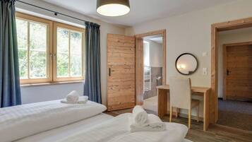 8 slaapkamers, een strijkplank/strijkijzer, internet