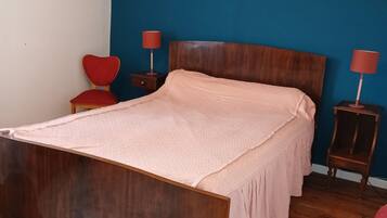 2 bedrooms, iron/ironing board, travel crib, WiFi