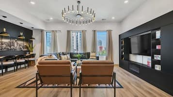 Televisión y oficina