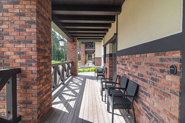 Terrace/patio - Royal Horse Resort (Balkasodis)