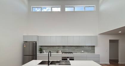 21 Samson Ave, Estella