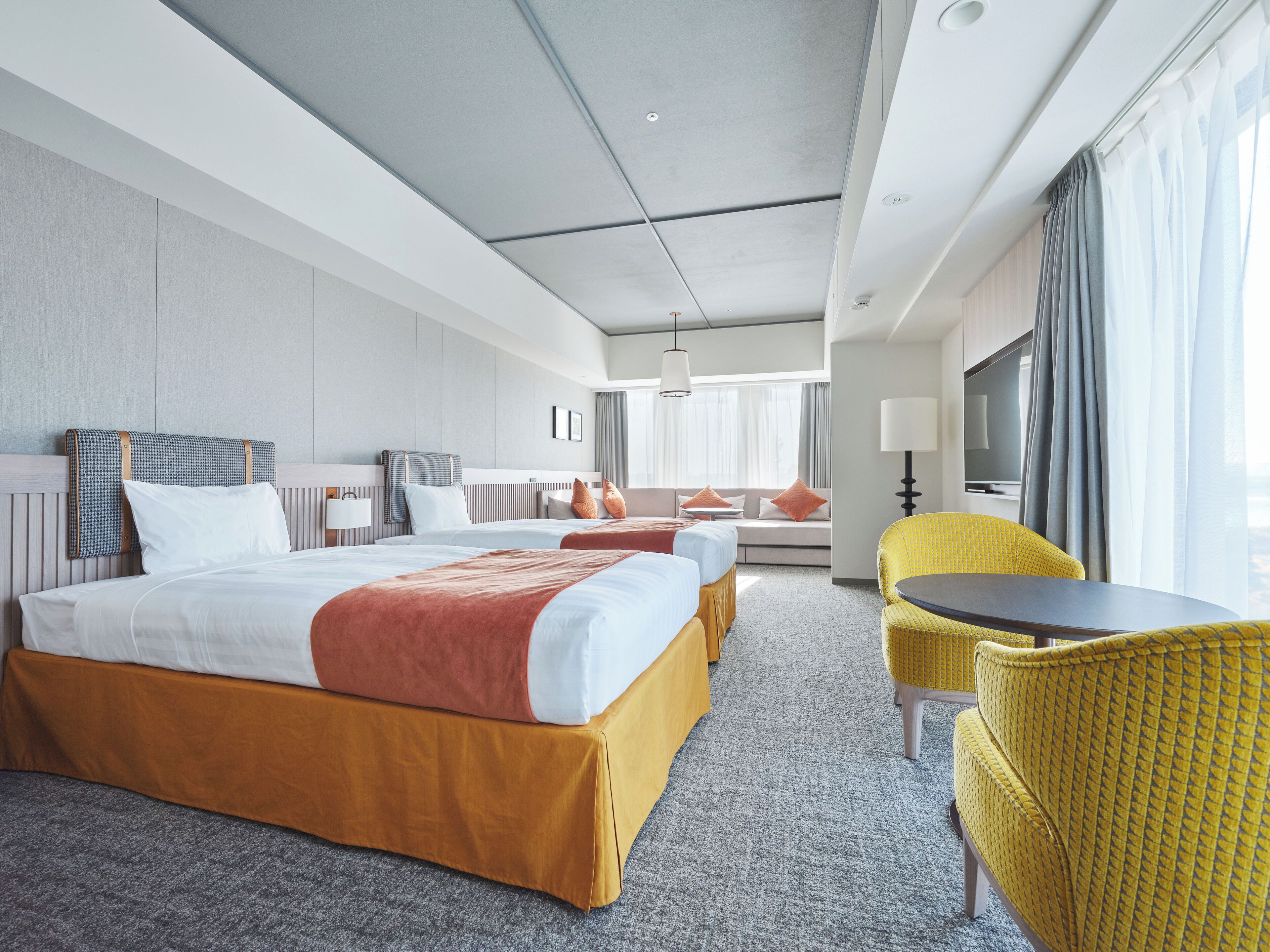 Deluxe River View Suite, Non Smoking | In-room safe, free WiFi, bed sheets