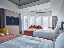 Kamar, Bebas Asap Rokok, pemandangan sungai | Brankas, Wi-Fi gratis, dan seprai linen