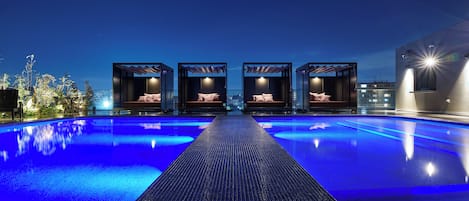 Hồ bơi sân thượng