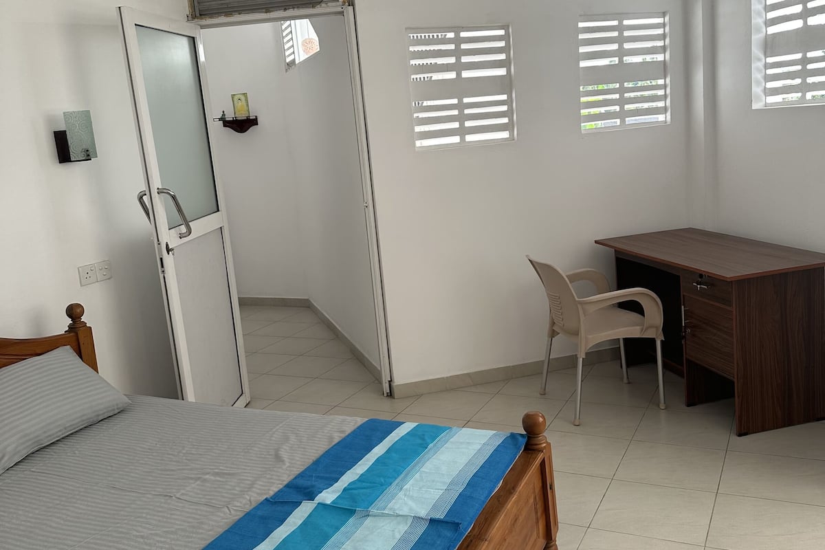 Comfort Apartment, Lagoon View | Desk, laptop workspace, iron/ironing board (on request)