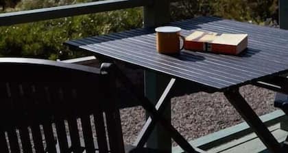 Panorama Cabin - a cosy shack + an unreal view (B)