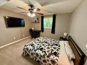 5 chambres, fer et planche à repasser, Wi-Fi, draps fournis