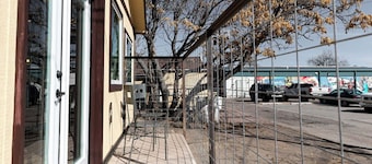 Unique 2-bedroom retreat in Cañon City