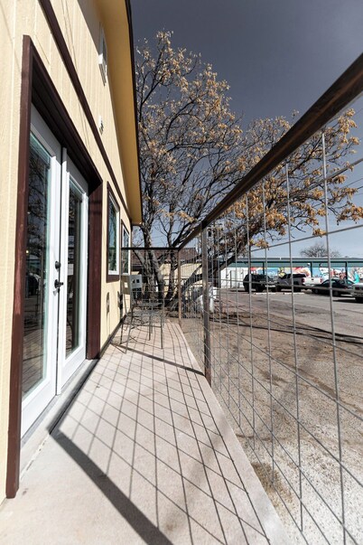 New · Unique 2-bedroom retreat in Cañon City