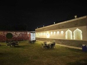 Mặt tiền nơi lưu trú