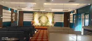 Banquet hall