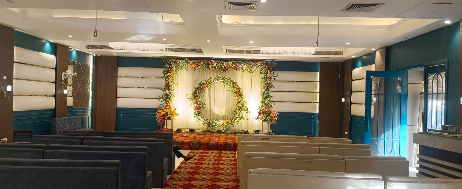Banquet hall
