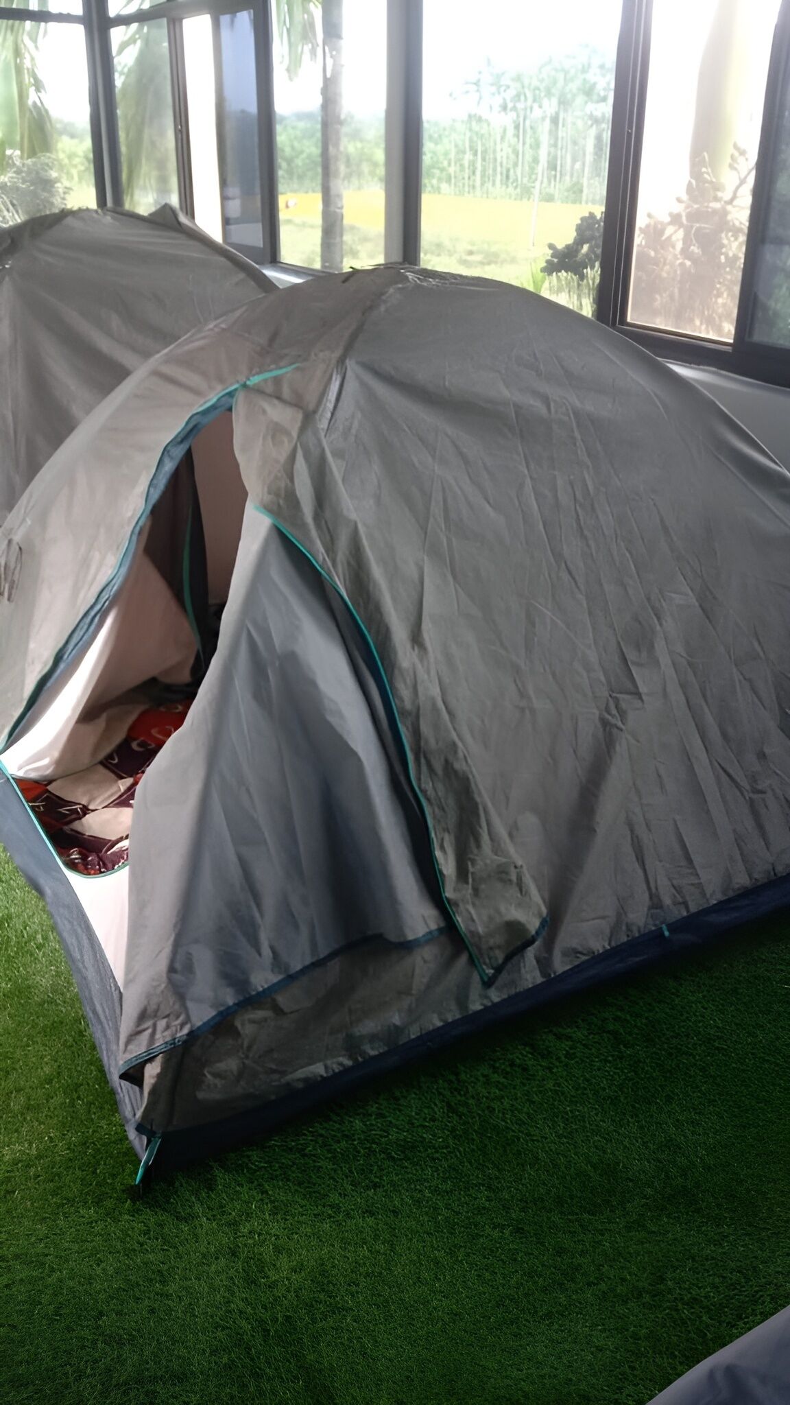 Tenda Ekonomi | Tempat tidur lipat/tambahan, Wi-Fi gratis, dan seprai linen