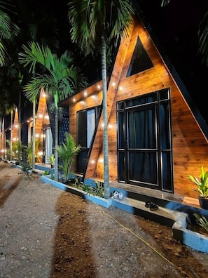 Cottage | Free WiFi