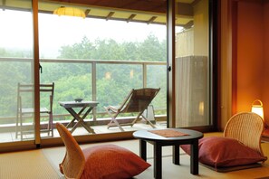 Chambre Triple Standard, vue montagne | Wi-Fi gratuit