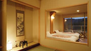 Economy Triple Room, Multiple Beds, Mountain View | Free WiFi