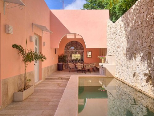 CASA DE LOS PLATOS, IN THE HEART OF MÉRIDA