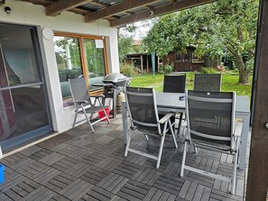 Outdoor dining - Relax in the Wallapampa house in the countryside (Landscheide)