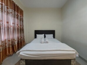 Deluxe Double Room, Patio, Garden View