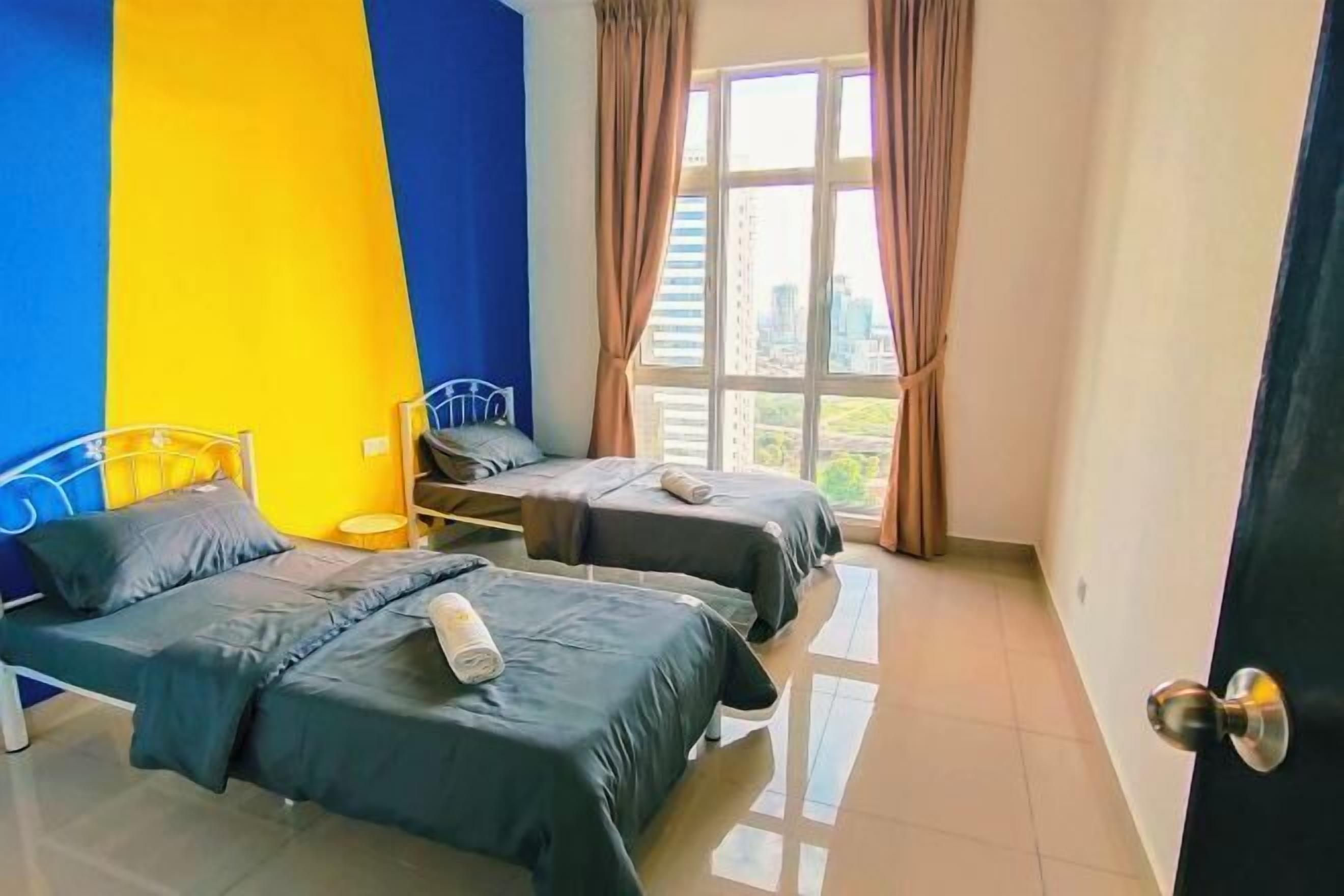 Iron/ironing board, free WiFi