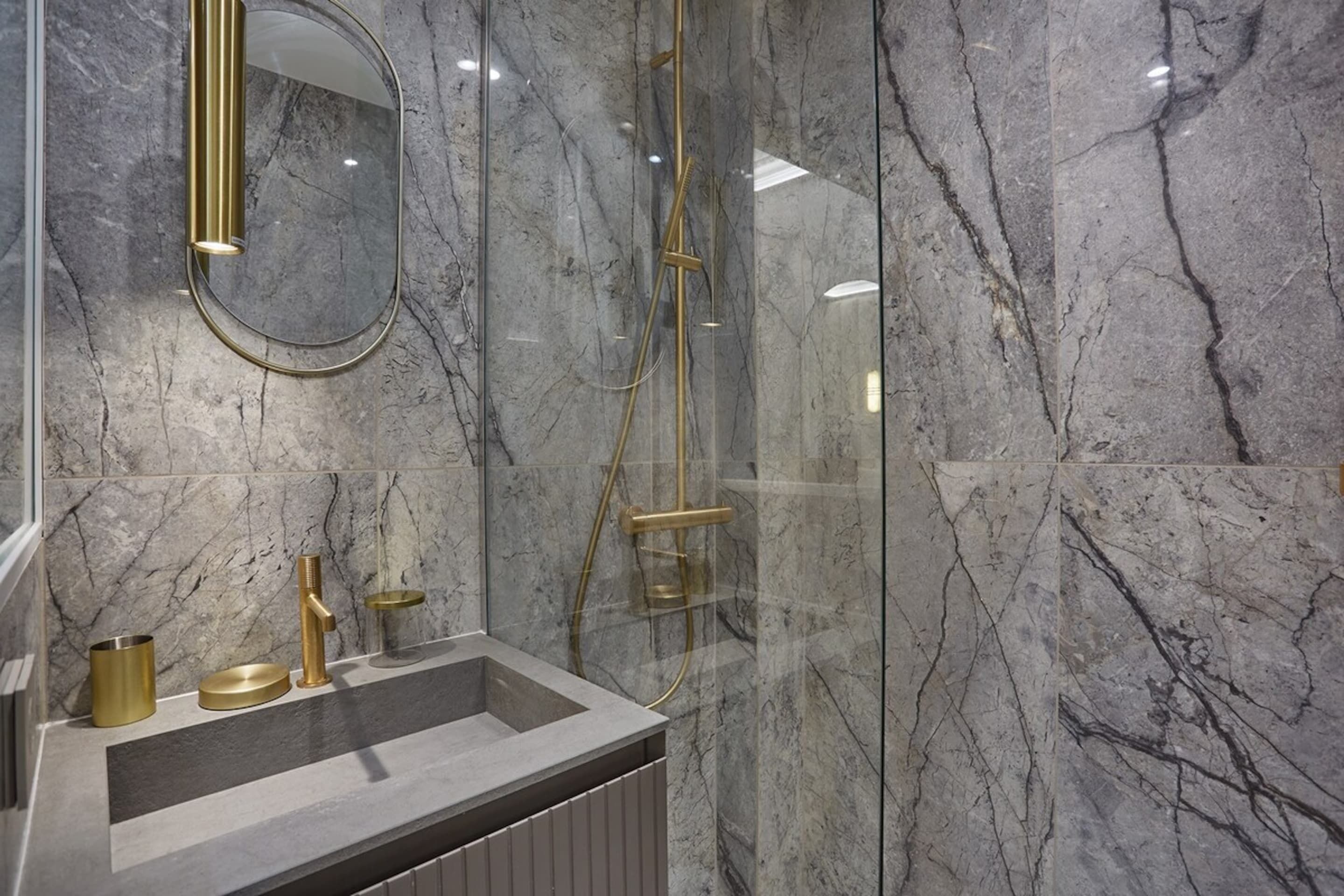 Apartment | Bathroom