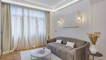 Apartment | Living area