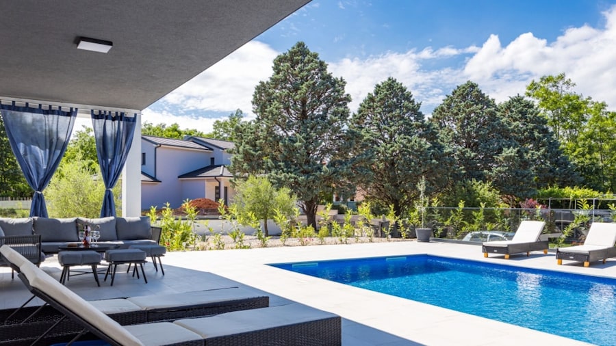 Villa Pool House Fancy