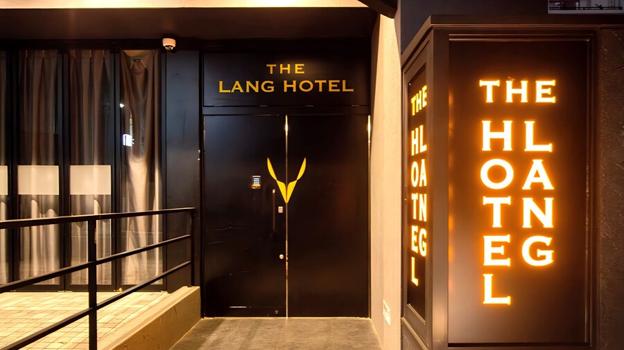 THE LANG HOTEL