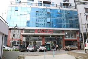 Fachada de la propiedad