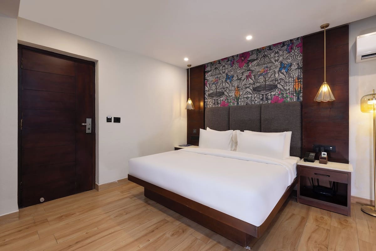 Standard Double Room, Air conditioning | In-room safe, iron/ironing board, free WiFi