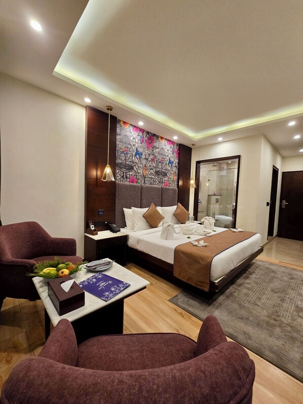 Deluxe Double Room, Patio, Courtyard View | In-room safe, iron/ironing board, free WiFi - Romeo Lane the Courtyard House Mussoorie (Mussoorie)