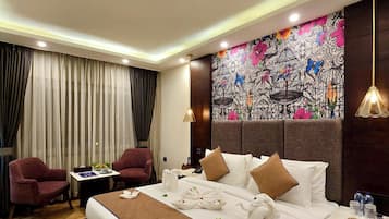 Deluxe-dobbeltværelse - terrasse - udsigt til gårdsplads | Pengeskab på værelset, strygejern/strygebræt, gratis Wi-Fi