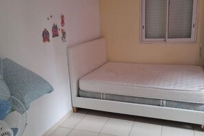 1 bedroom, iron/ironing board, Internet, bed sheets