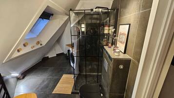 Shared Dormitory, 1 Bedroom, Smoking, Balcony | Bathroom